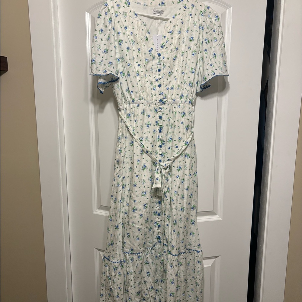 NWT Baltic Born White and Blue Floral Midi Dress